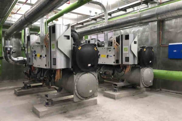 5 Types of Chillers in HVAC (Capacity & Efficiency)