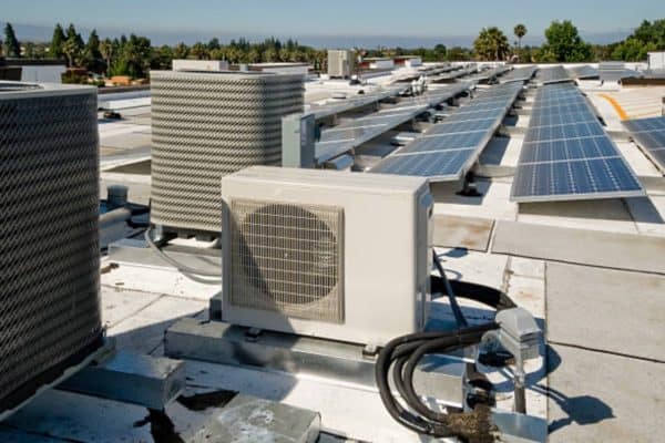 How Solar Air Conditioners Work? (Hybrid vs Pure Solar)
